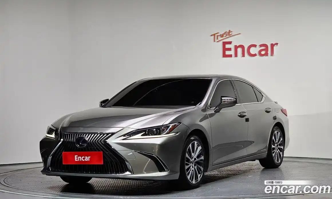 Lexus ES 2019 2.5 гидро, фото 1