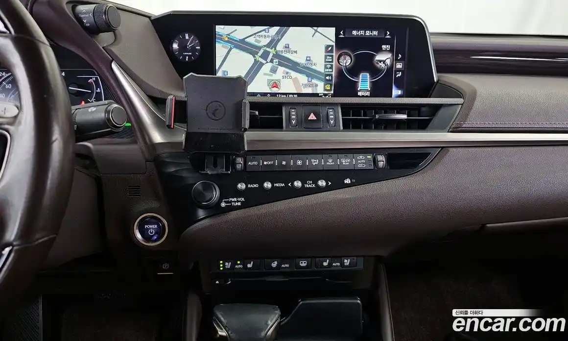 Lexus ES 2019 2.5 гидро, фото 15