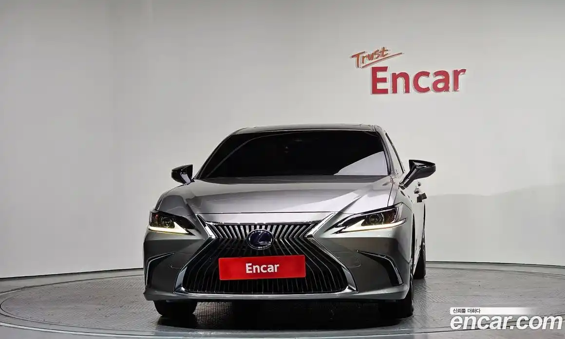 Lexus ES 2019 2.5 гидро, фото 3