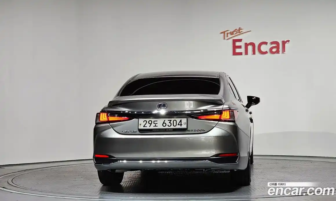 Lexus ES 2019 2.5 гидро, фото 4