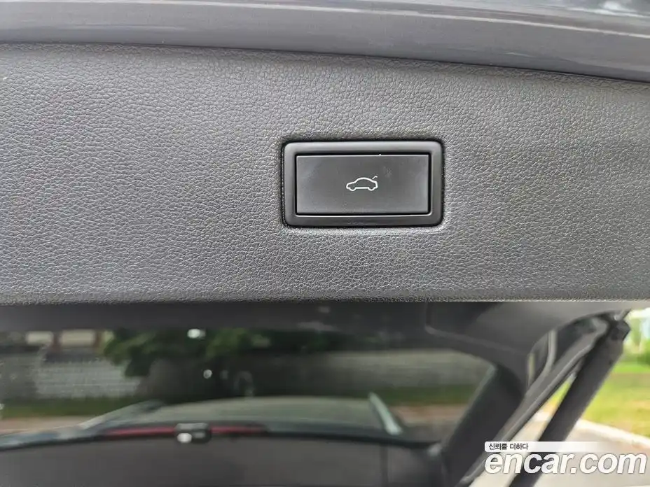 Volkswagen Tiguan 2021 2.0 автомат (гидро), фото 13