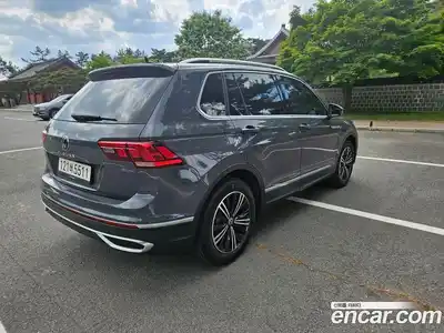 Volkswagen Tiguan 2021 2.0 автомат (гидро), миниатюра 2