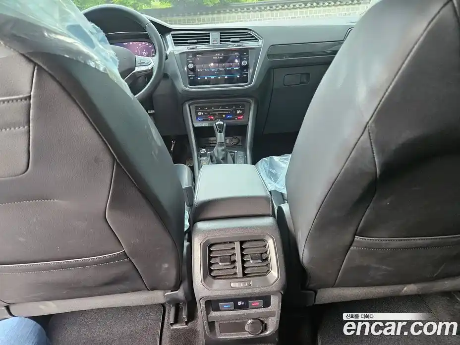 Volkswagen Tiguan 2021 2.0 автомат (гидро), фото 7