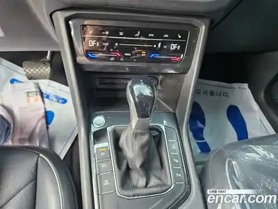 Volkswagen Tiguan 2021 2.0 автомат (гидро), миниатюра 9