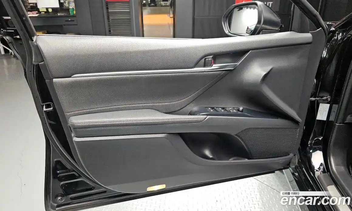 Toyota Camry 2018 2.5 гидро, фото 14