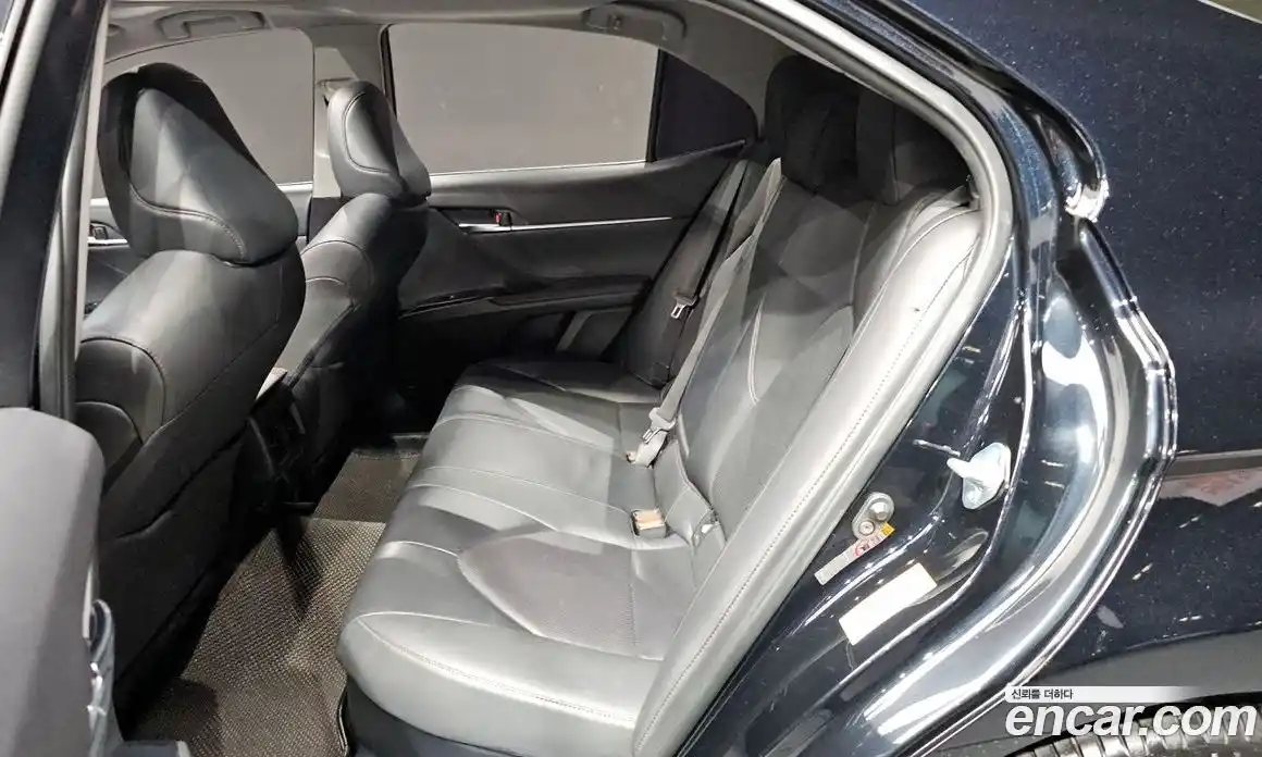 Toyota Camry 2018 2.5 гидро, фото 16