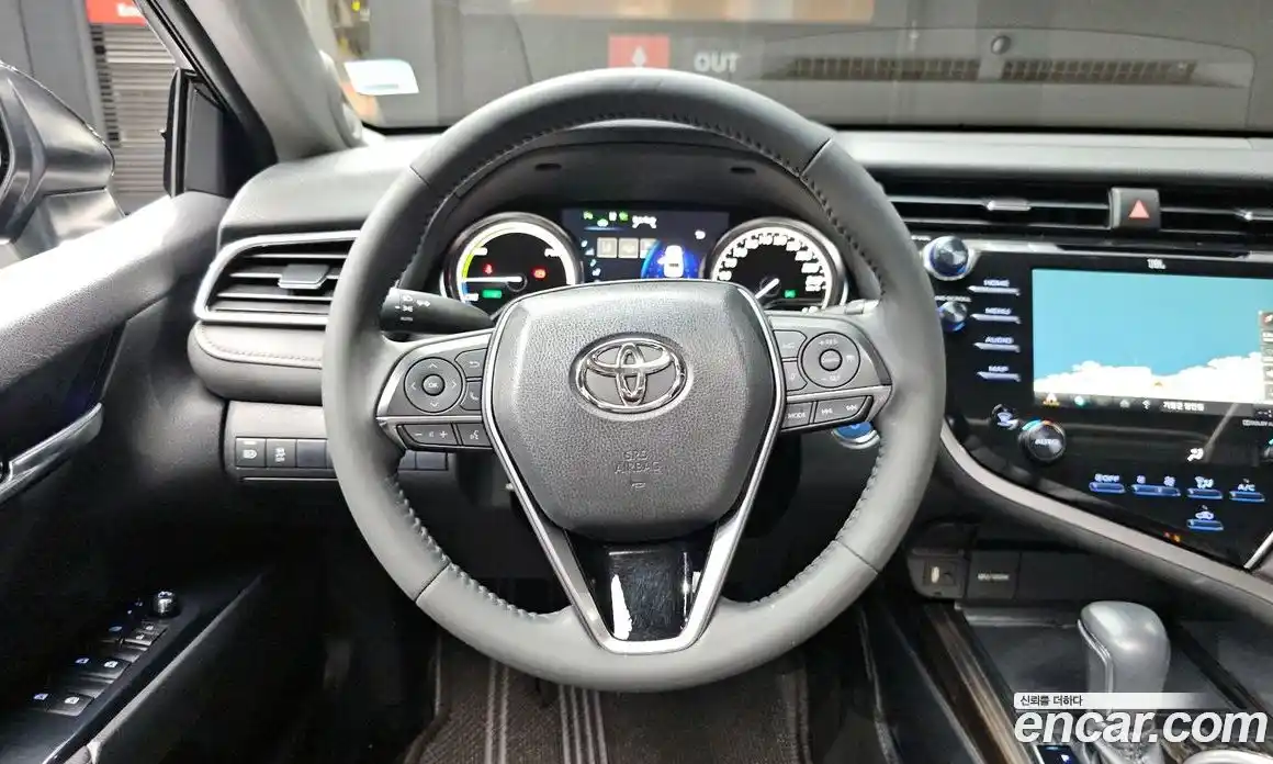 Toyota Camry 2018 2.5 гидро, фото 19