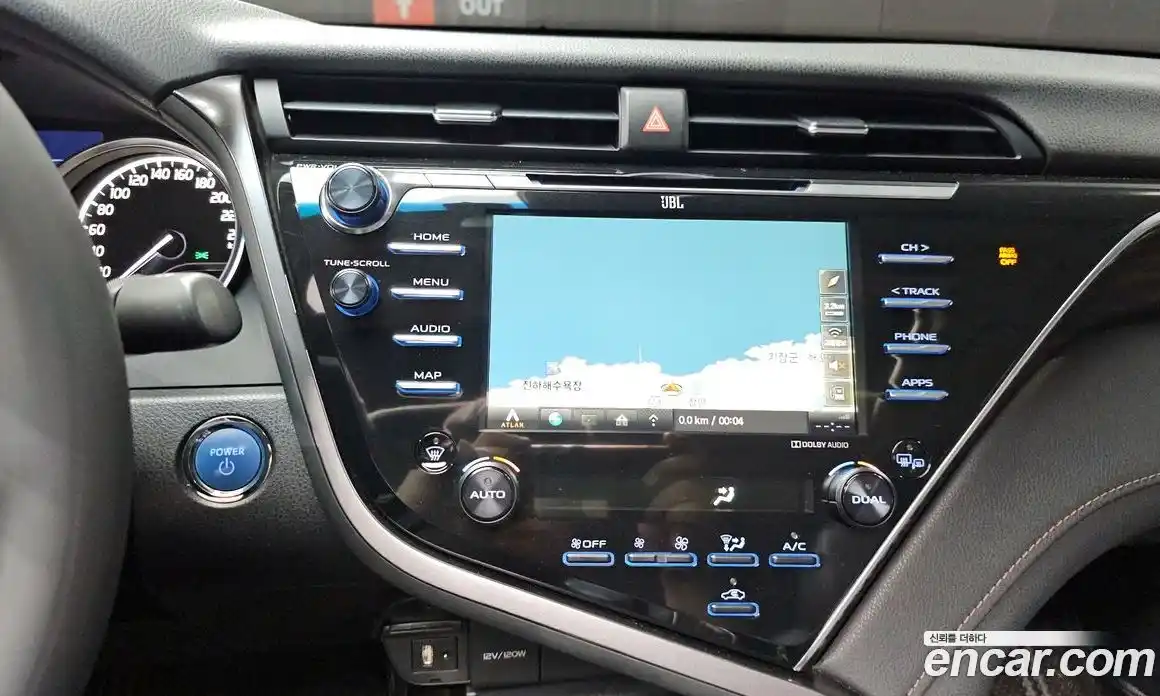 Toyota Camry 2018 2.5 гидро, фото 22