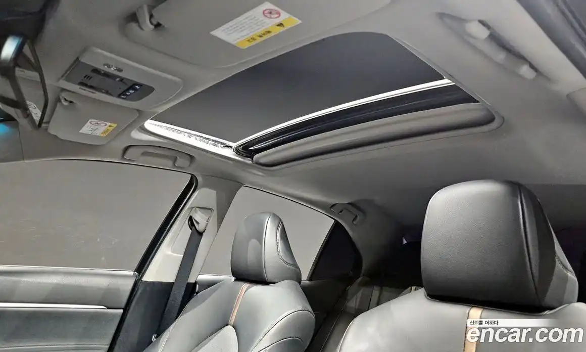 Toyota Camry 2018 2.5 гидро, фото 25