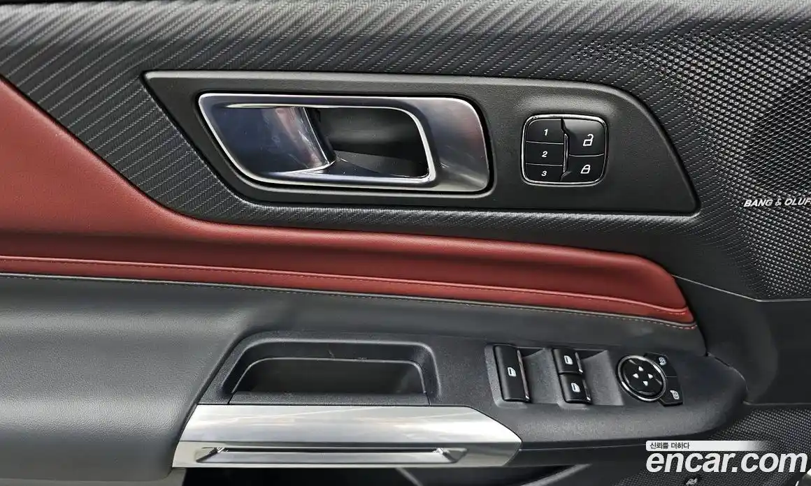 Ford Mustang 2024 5.0 автомат (гидро), фото 30