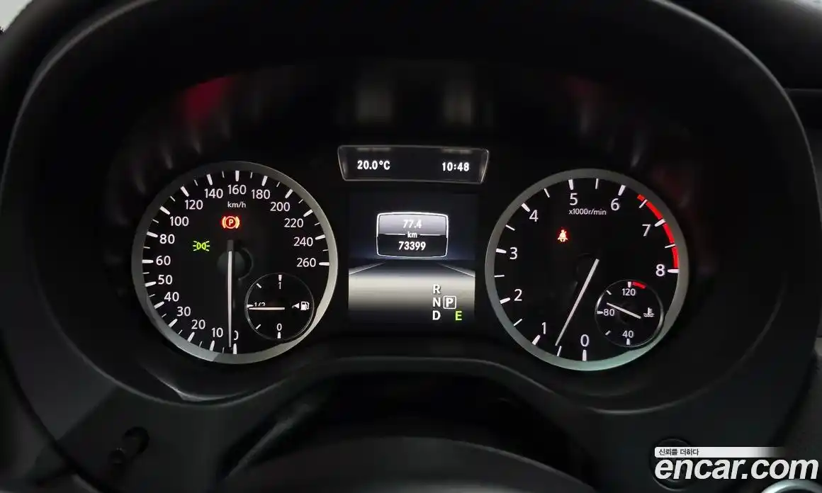 Infiniti Q30 2017 2.0 гидро, фото 10