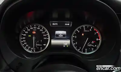 Infiniti Q30 2017 2.0 гидро, миниатюра 10