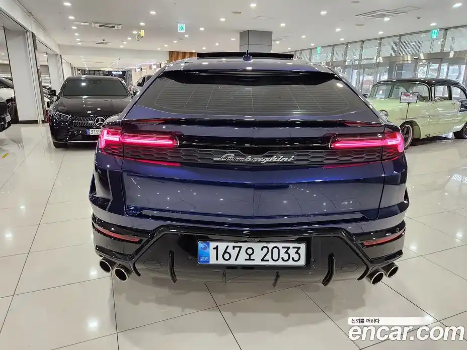 Lamborghini Urus 2025 4.0 гидро, фото 4