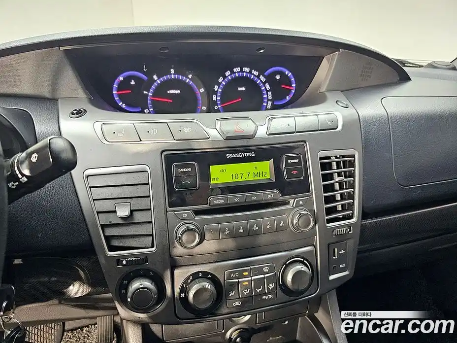 SsangYong Korando 2013 2.0 автомат (гидро), фото 14