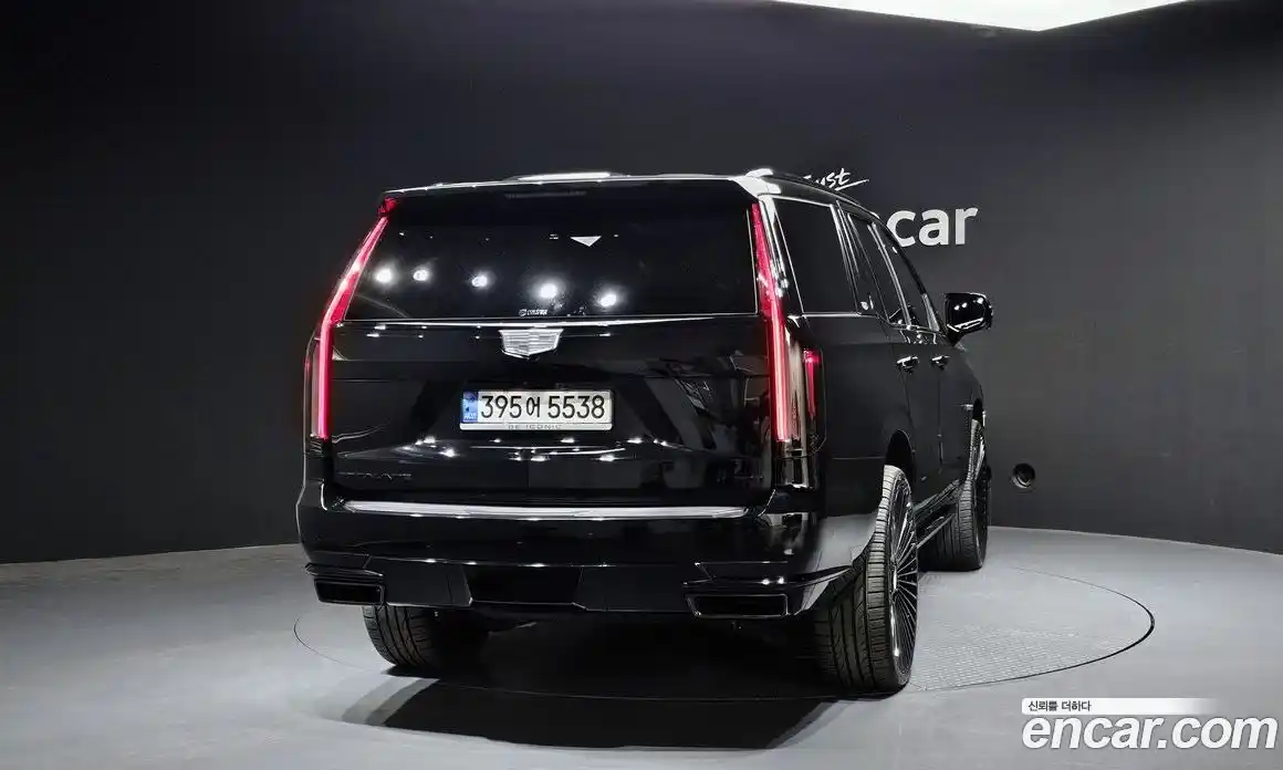 Cadillac Escalade 2022 6.2 гидро, фото 4
