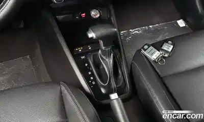 Kia Stonic 2020 1.4 автомат (гидро), миниатюра 9