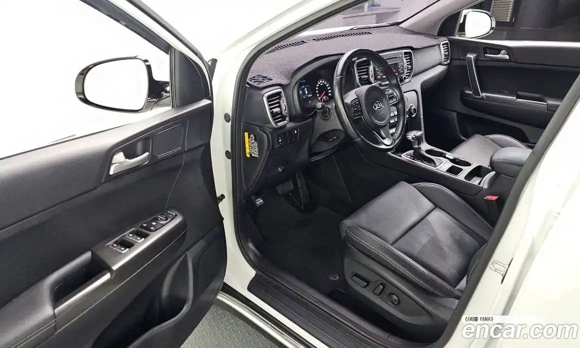 Kia Sportage 2017 2.0 автомат (гидро), фото 11