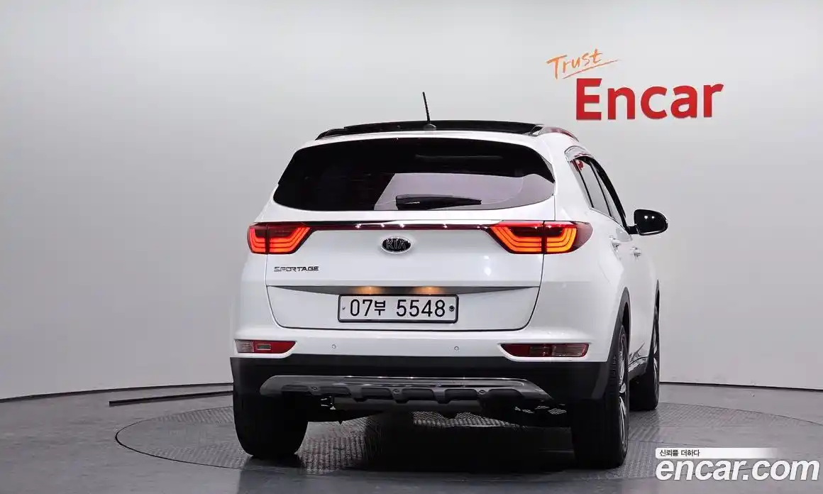 Kia Sportage 2017 2.0 автомат (гидро), фото 4