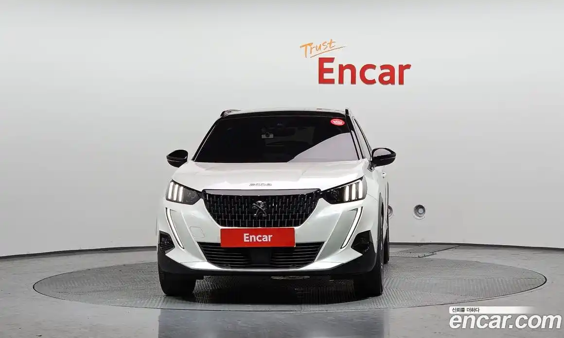 Peugeot 2008 2021 1.5 автомат (гидро), фото 3