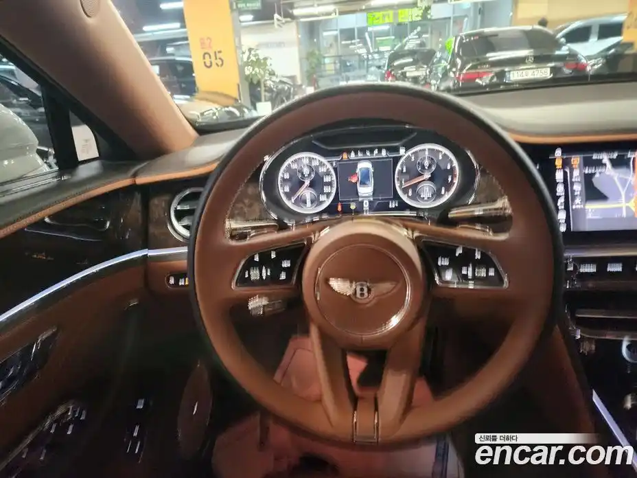 Bentley Flying Spur 2021 4.0 гидро, фото 9