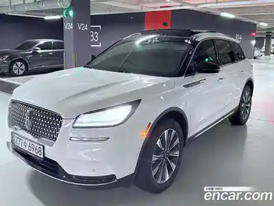 Lincoln Corsair