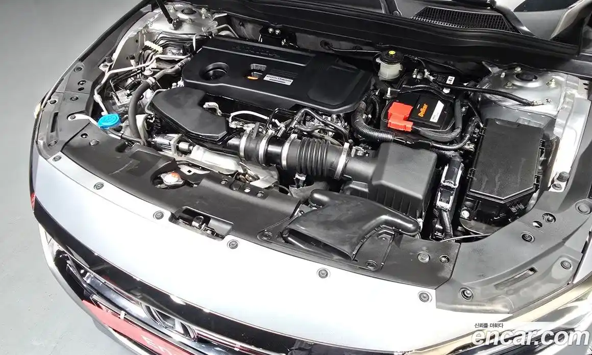 Honda Accord 2018 2.0 автомат (гидро), фото 6