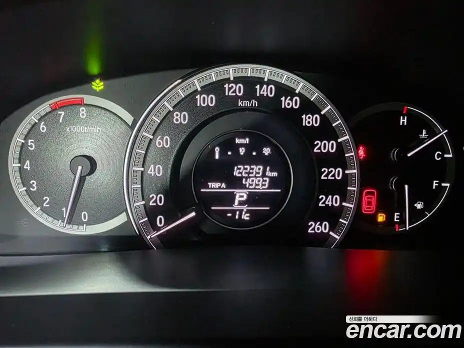 Honda Accord 2016 2.0 автомат (вариатор), фото 8