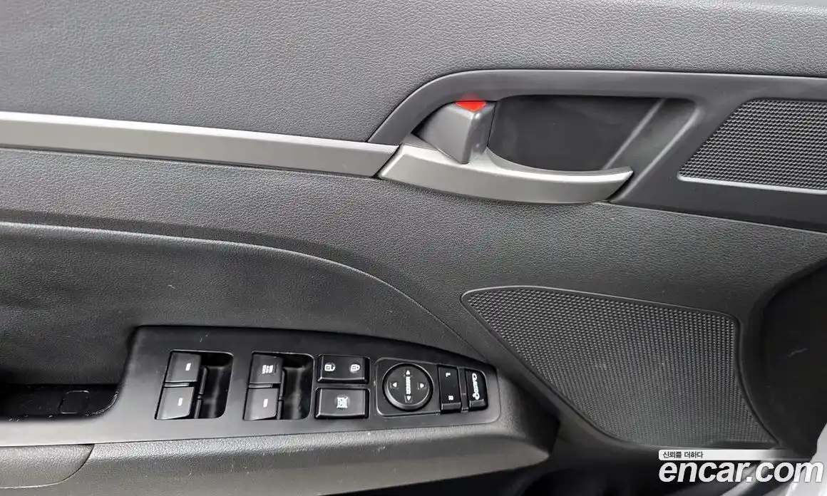 Hyundai Avante 2017 1.6 автомат (гидро), фото 28
