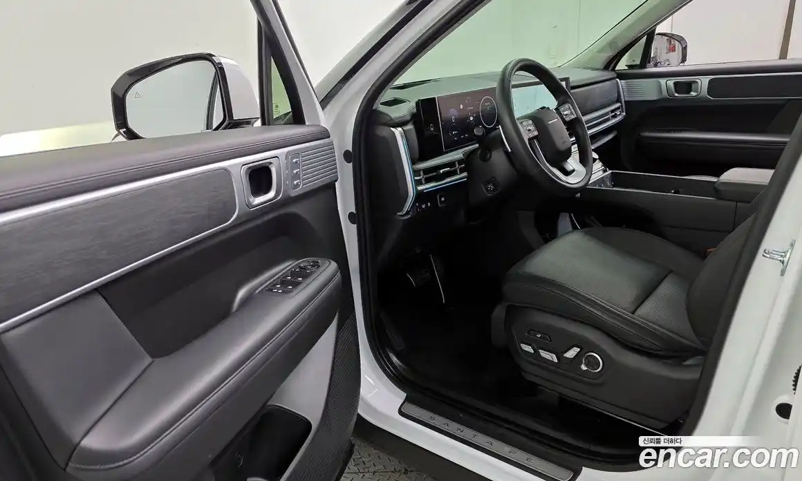 Hyundai Santa Fe 2024 1.6 автомат (гидро), фото 13