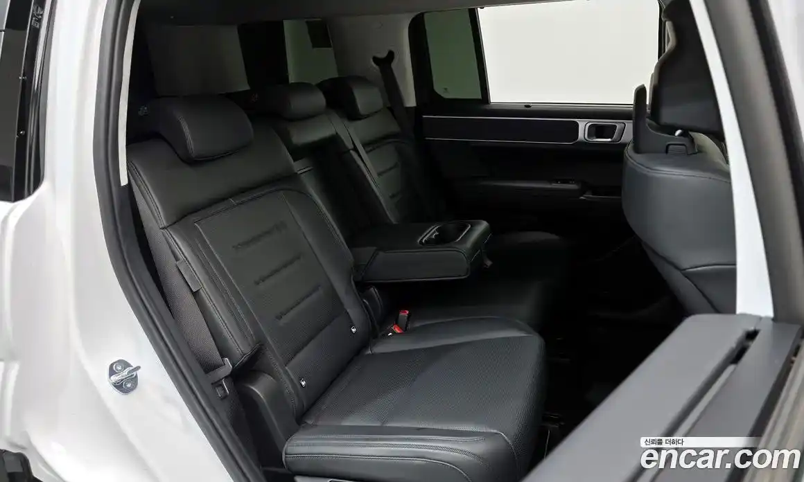 Hyundai Santa Fe 2024 1.6 автомат (гидро), фото 17