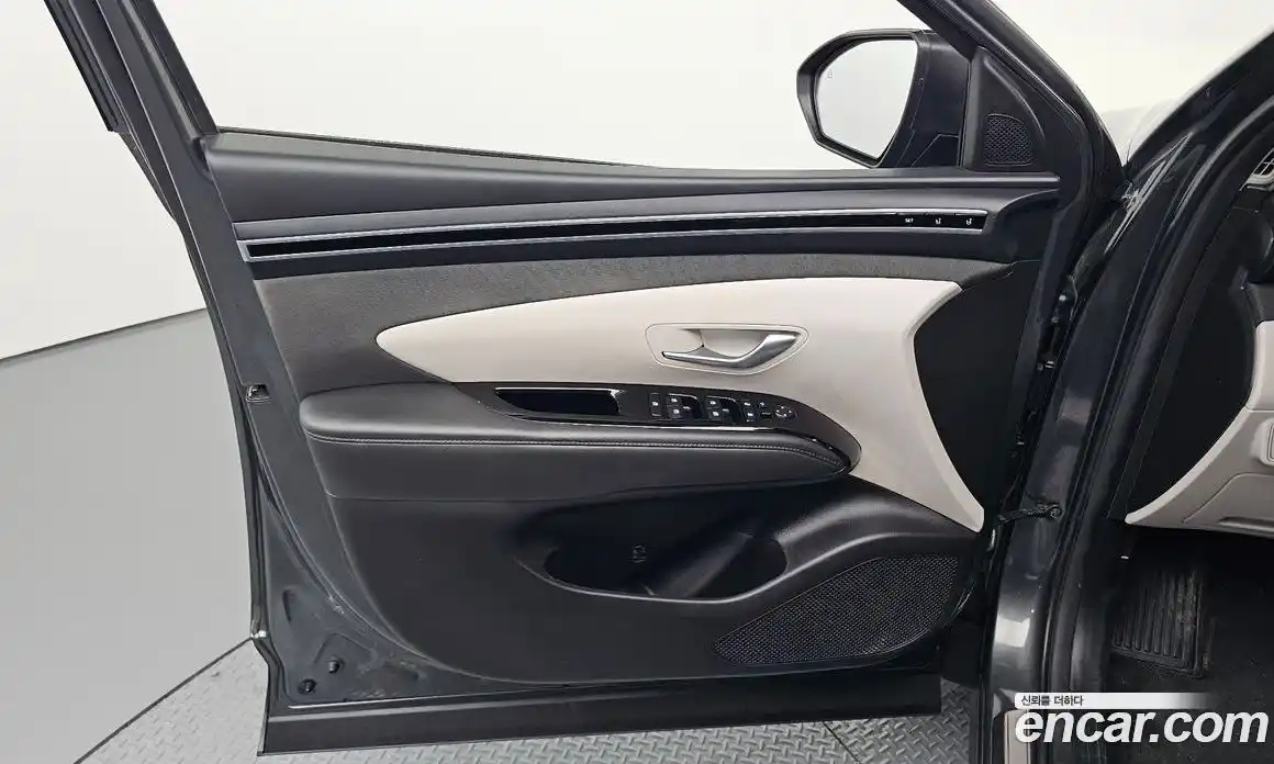 Hyundai Tucson 2023 1.6 автомат (гидро), фото 14