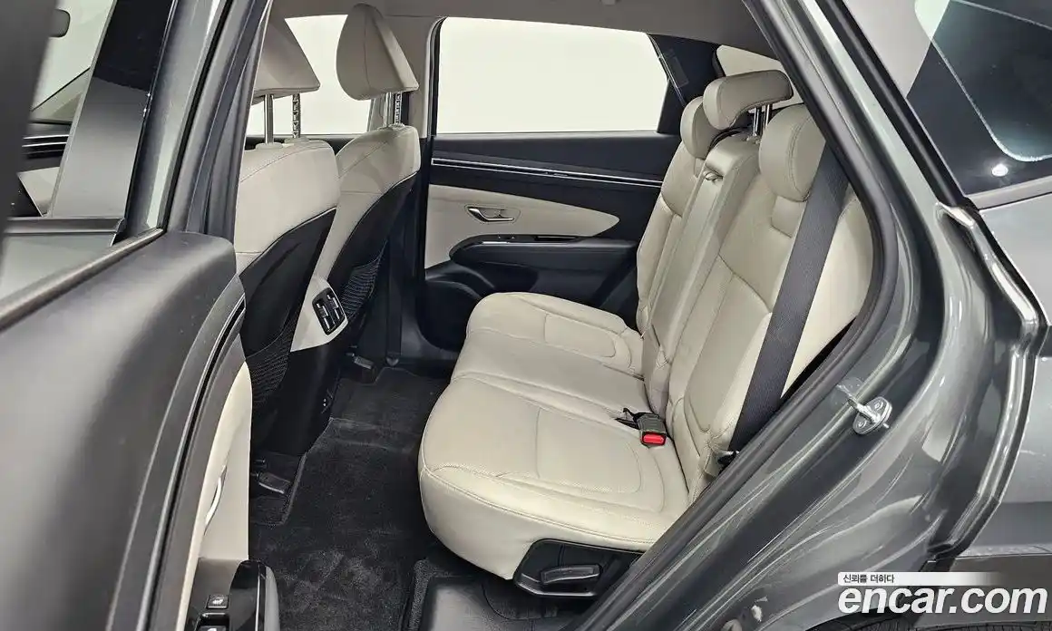 Hyundai Tucson 2023 1.6 автомат (гидро), фото 17