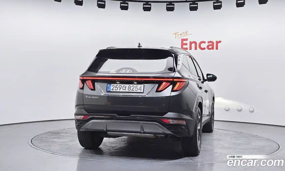Hyundai Tucson 2023 1.6 автомат (гидро), фото 4