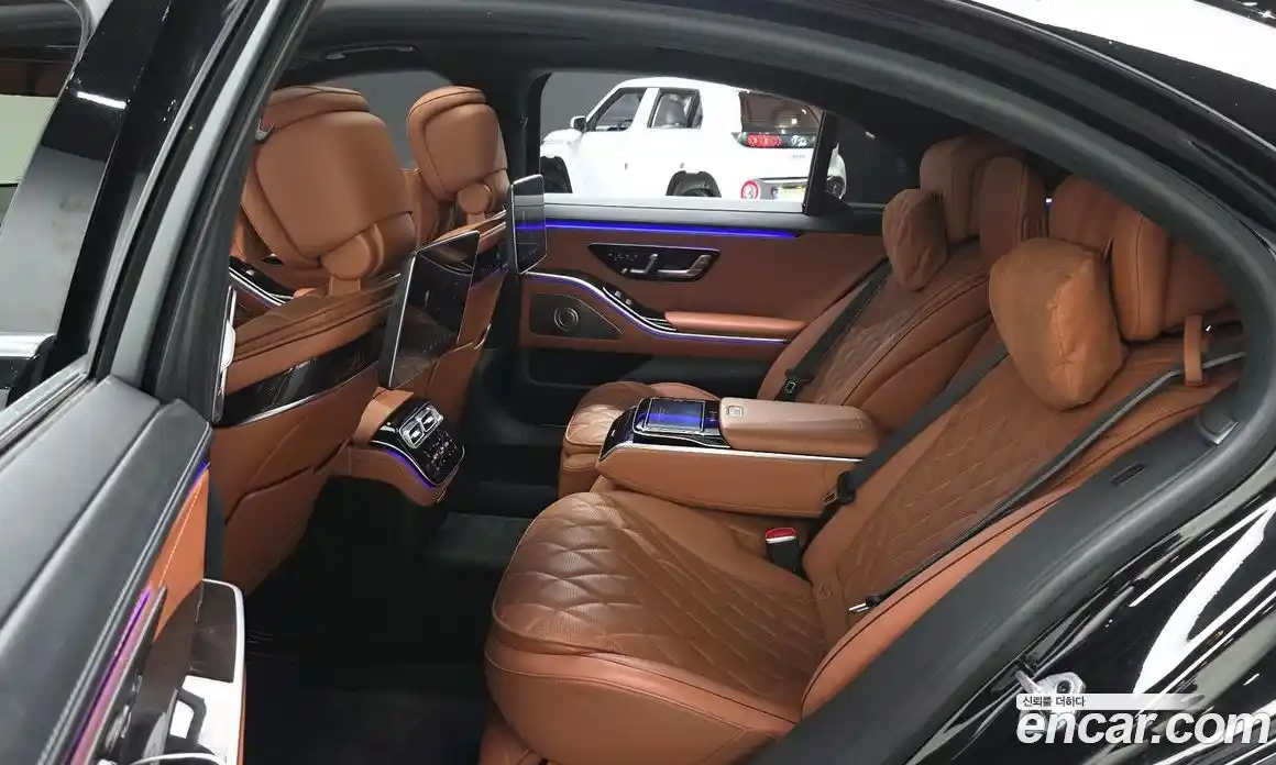 Mercedes-Benz S-Class 2022 4.0 гидро, фото 17 Mercedes-Benz S-Class 2022 4.0 гидро, фото 17
