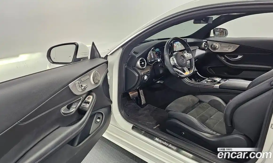 Mercedes-Benz C-Class 2021 2.0 гидро, фото 13