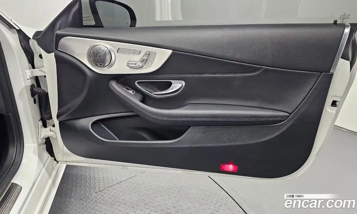 Mercedes-Benz C-Class 2021 2.0 гидро, фото 15