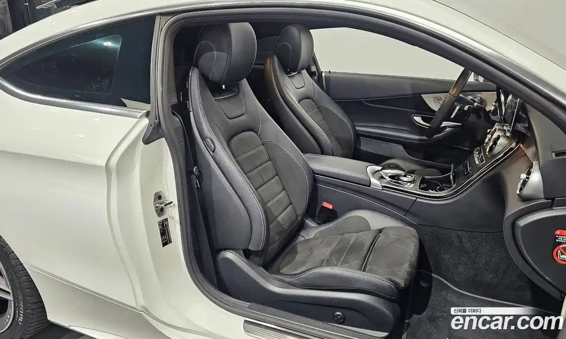 Mercedes-Benz C-Class 2021 2.0 гидро, фото 16
