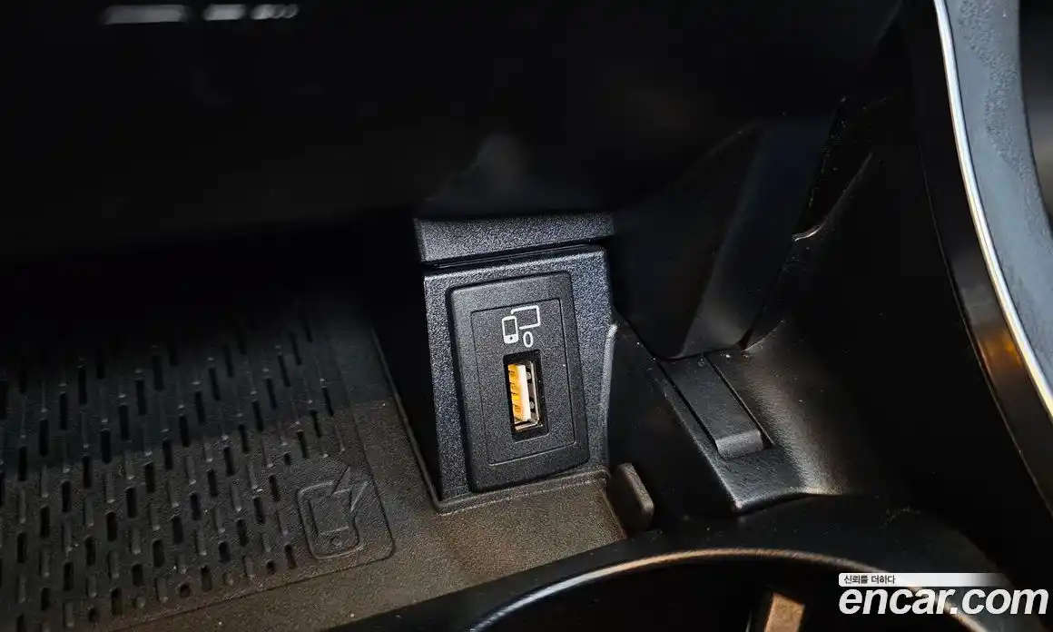 Mercedes-Benz C-Class 2021 2.0 гидро, фото 18