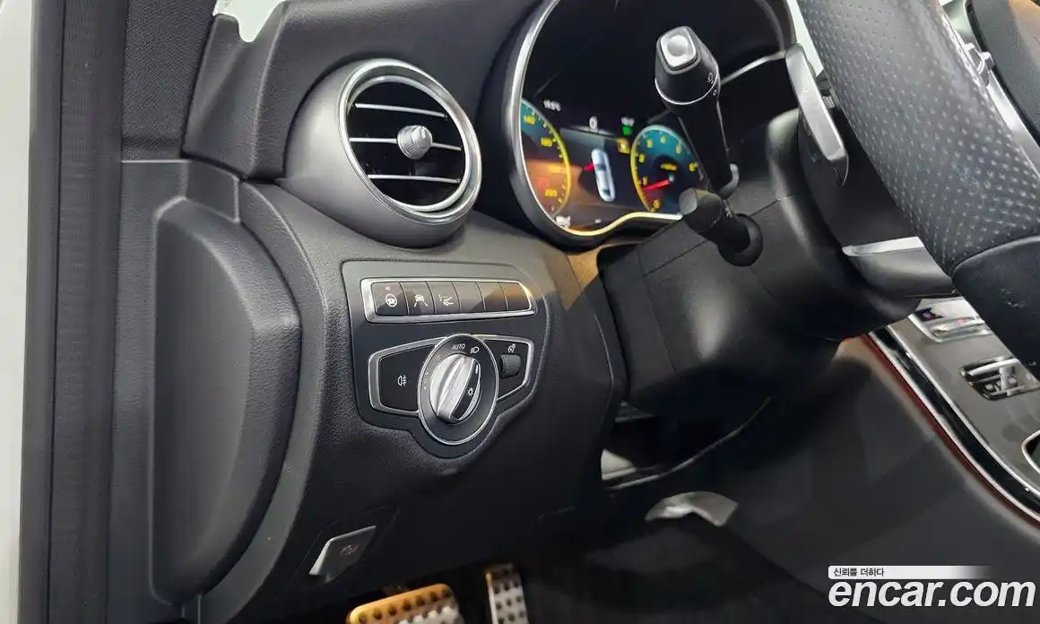 Mercedes-Benz C-Class 2021 2.0 гидро, фото 27