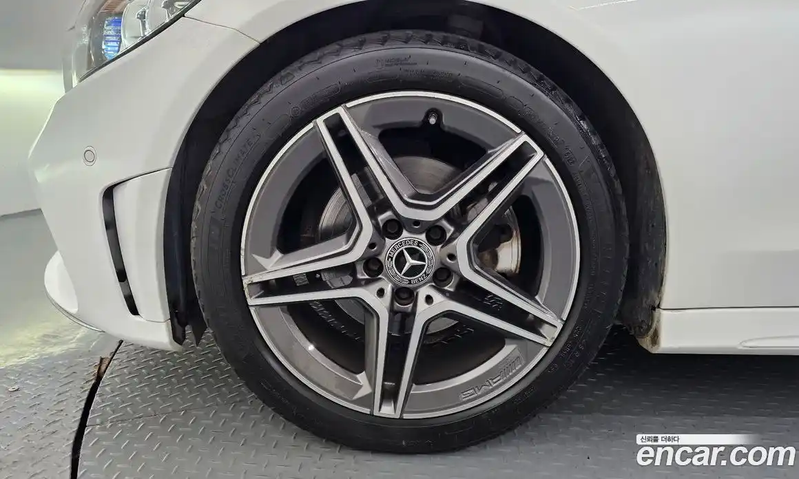 Mercedes-Benz C-Class 2021 2.0 гидро, фото 5