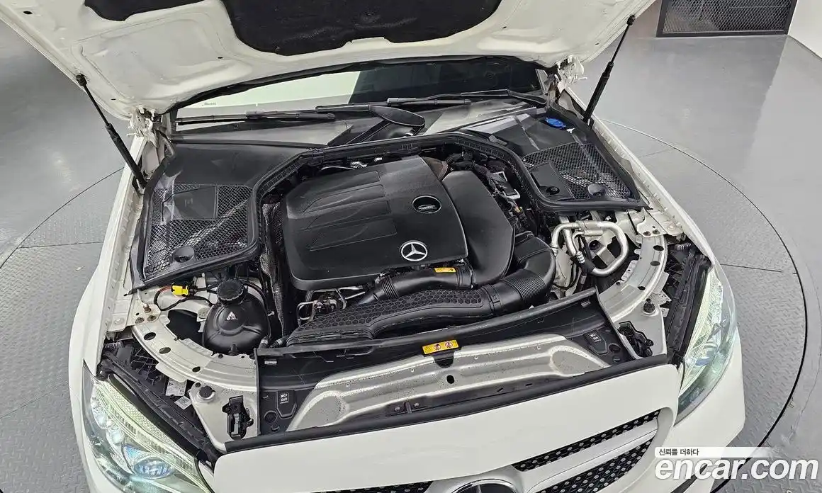 Mercedes-Benz C-Class 2021 2.0 гидро, фото 6