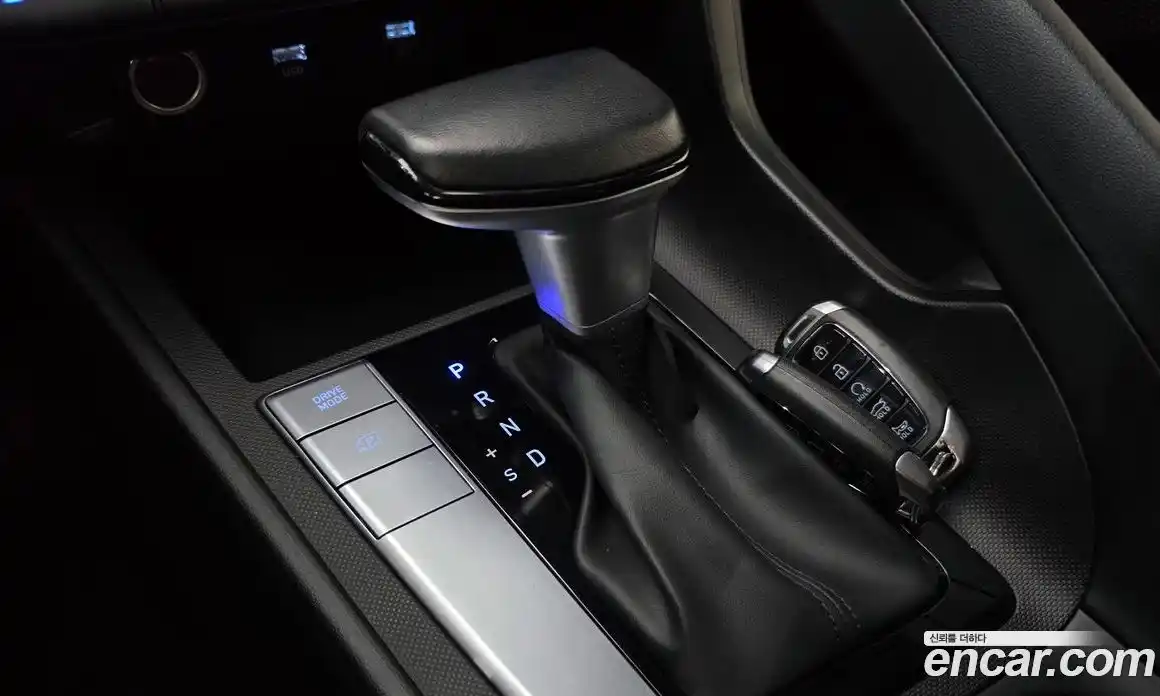 Hyundai Avante 2023 1.6 гидро, фото 12