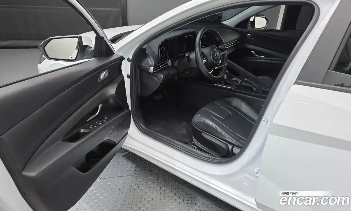 Hyundai Avante 2023 1.6 гидро, фото 13