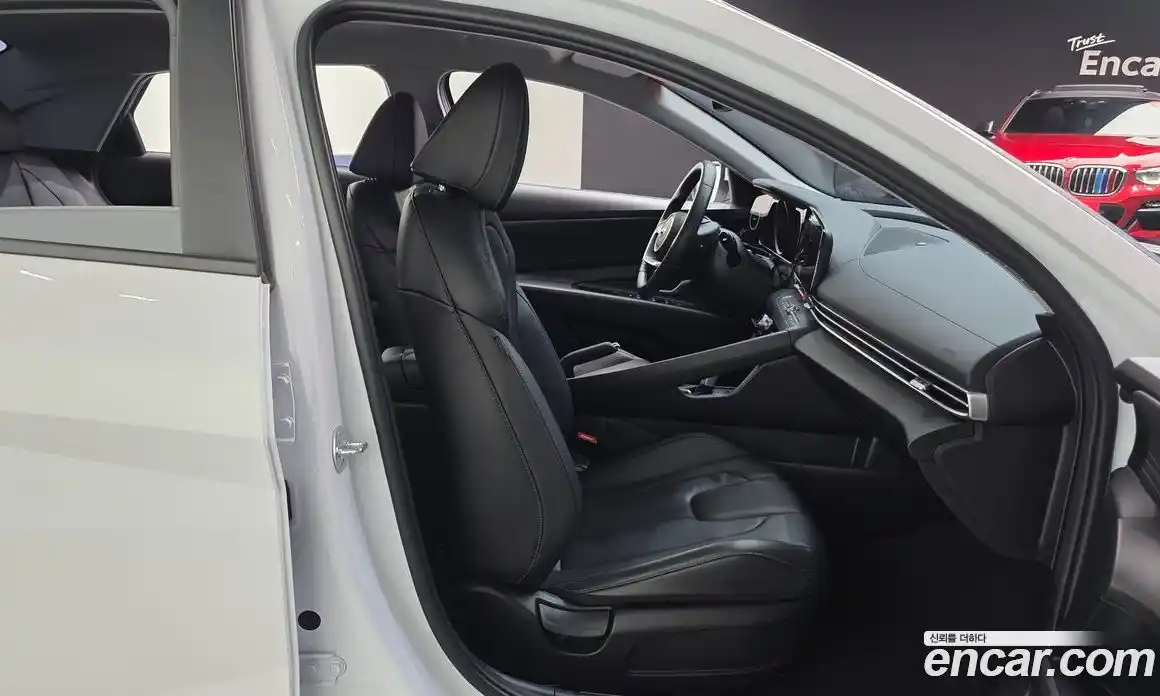 Hyundai Avante 2023 1.6 гидро, фото 17