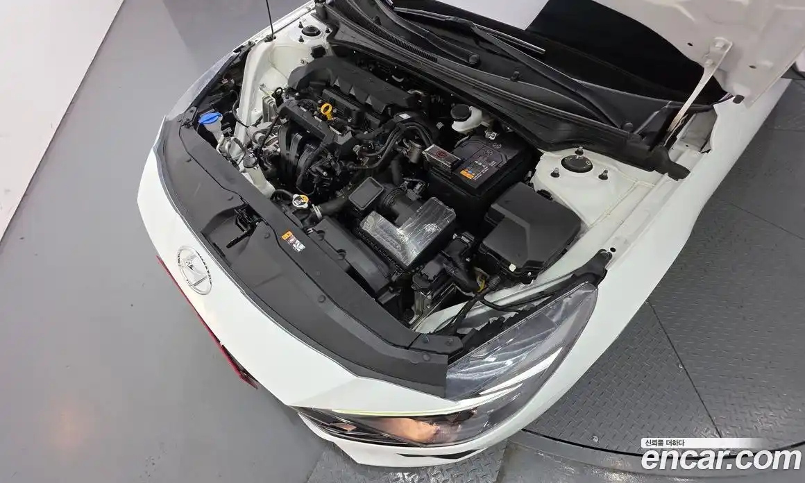 Hyundai Avante 2023 1.6 гидро, фото 6