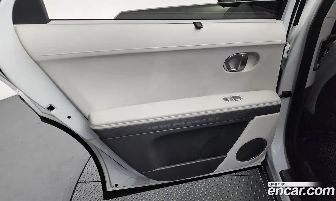 Hyundai Ioniq 5 2023 0.1 гидро, фото 15