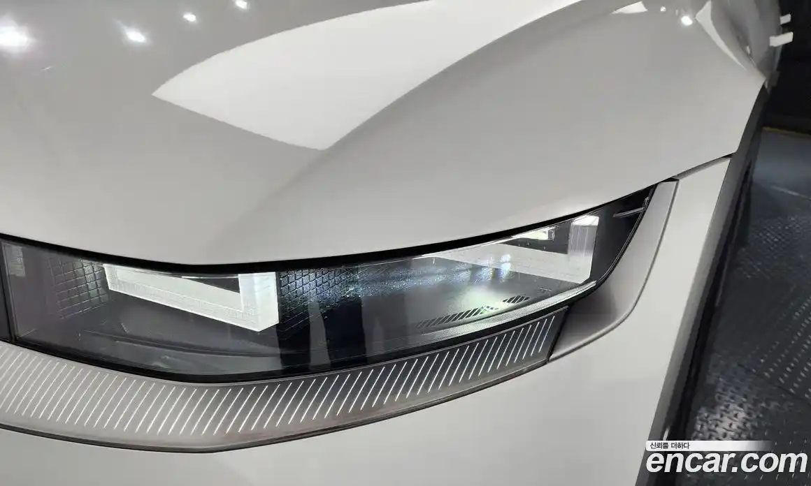 Hyundai Ioniq 5 2023 0.1 гидро, фото 8