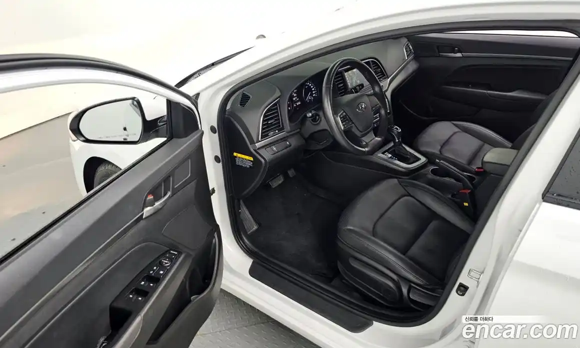 Hyundai Avante 2016 1.6 гидро, фото 13