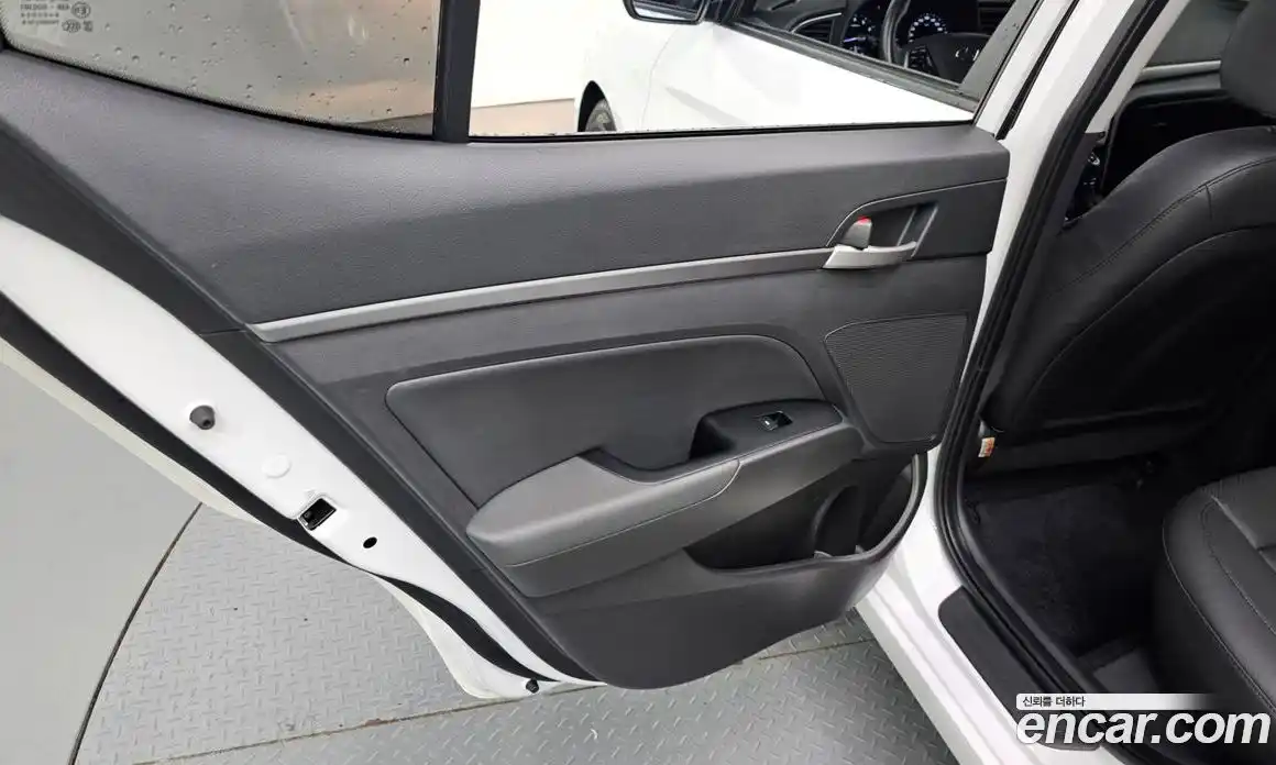 Hyundai Avante 2016 1.6 гидро, фото 15