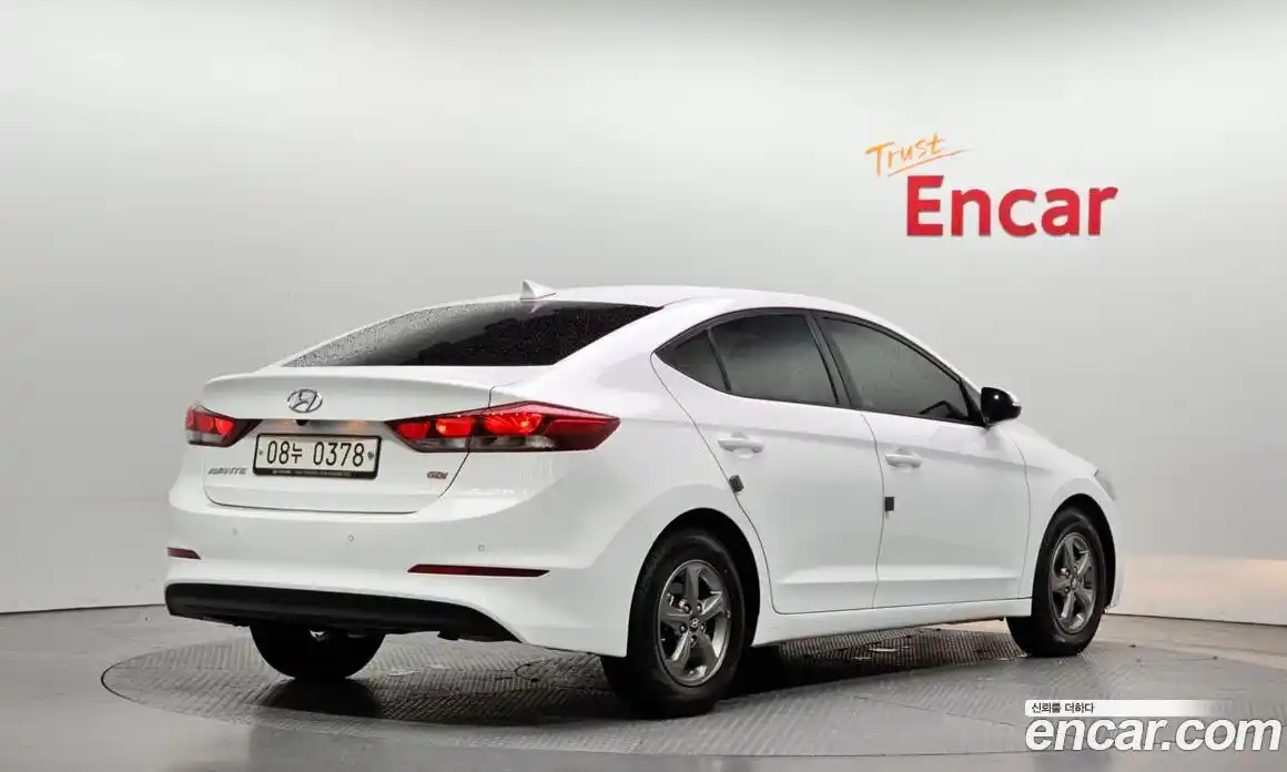 Hyundai Avante 2016 1.6 гидро, фото 2